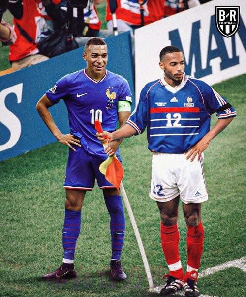 姆巴佩批准巴黎引进琼阿梅尼 本泽马也在争取